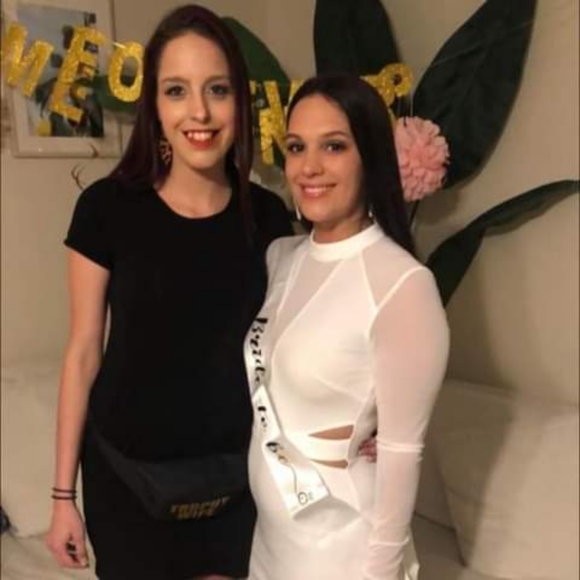 Meet your Posher, Kayla - Picture 9 of 10